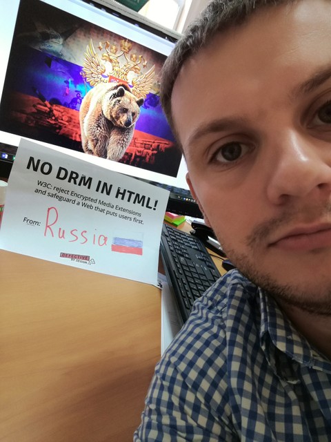 Image for Russia: Selfie against DRM in Web standards!