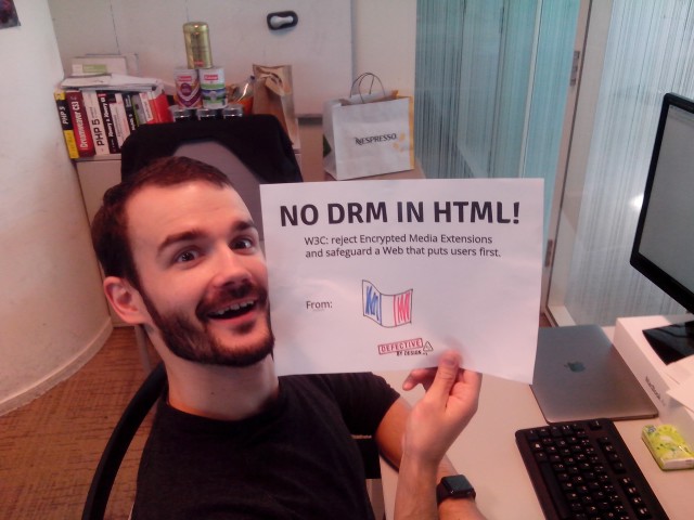Image for France: Selfie against DRM in Web standards
