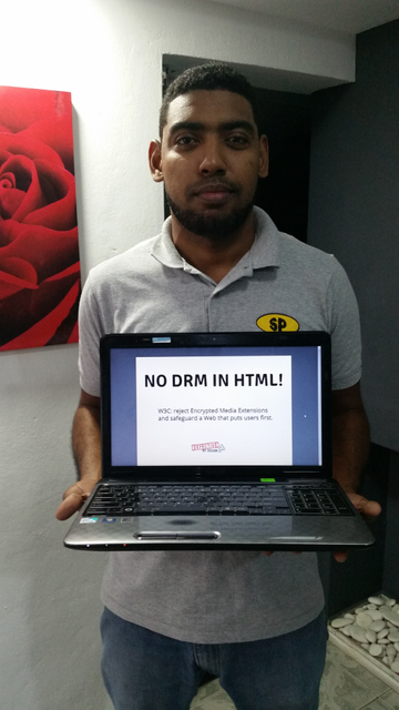 Image for Santo Domingo, Dominican Republic -- Selfie against DRM in Web standards